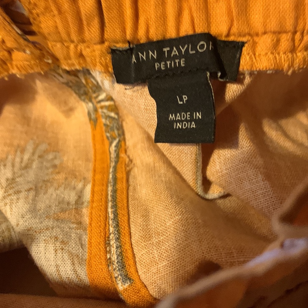 Ann Taylor Palm Tree Ruffle Collar Shell Size Large Petite - Picture 8 of 13